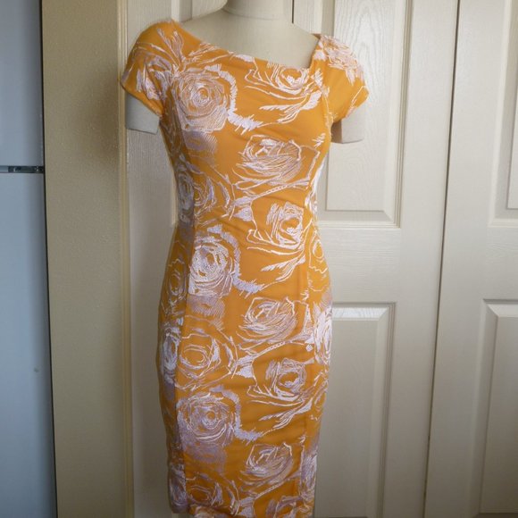 NY&C – New York and Company Eva Mendes Dress - Picture 2 of 16